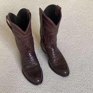 Tecovas Dillon 9.5D mahagony